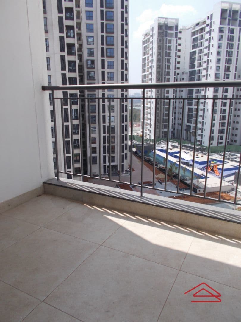 Balcony 3