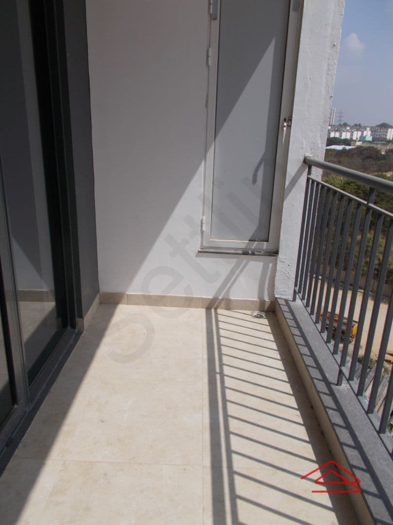 Balcony 4
