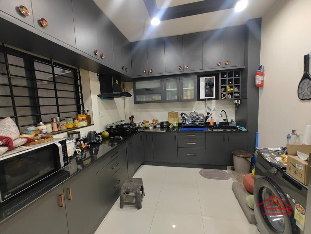 Kitchen 1