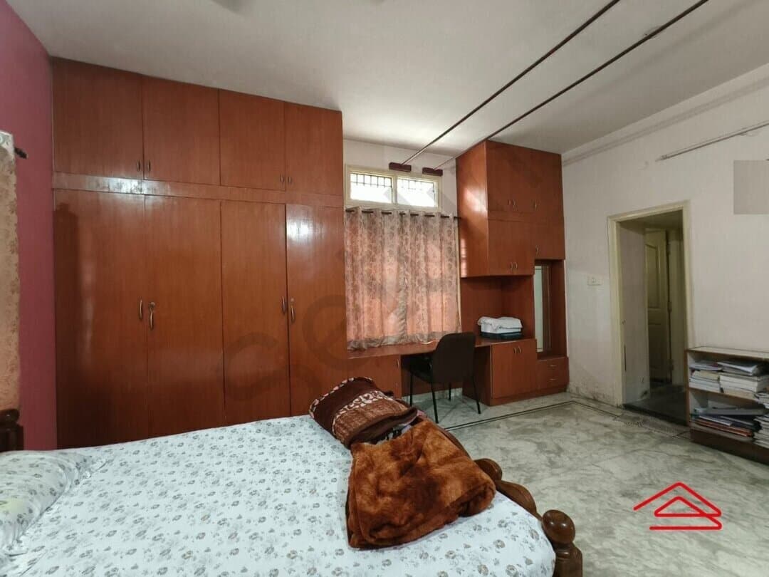 bedrooms 1