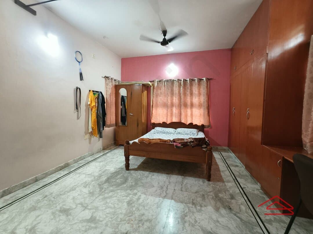 bedrooms 1