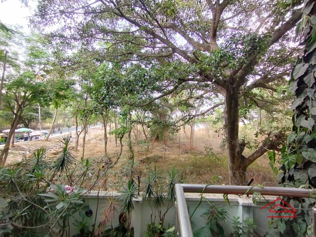 Balcony 3