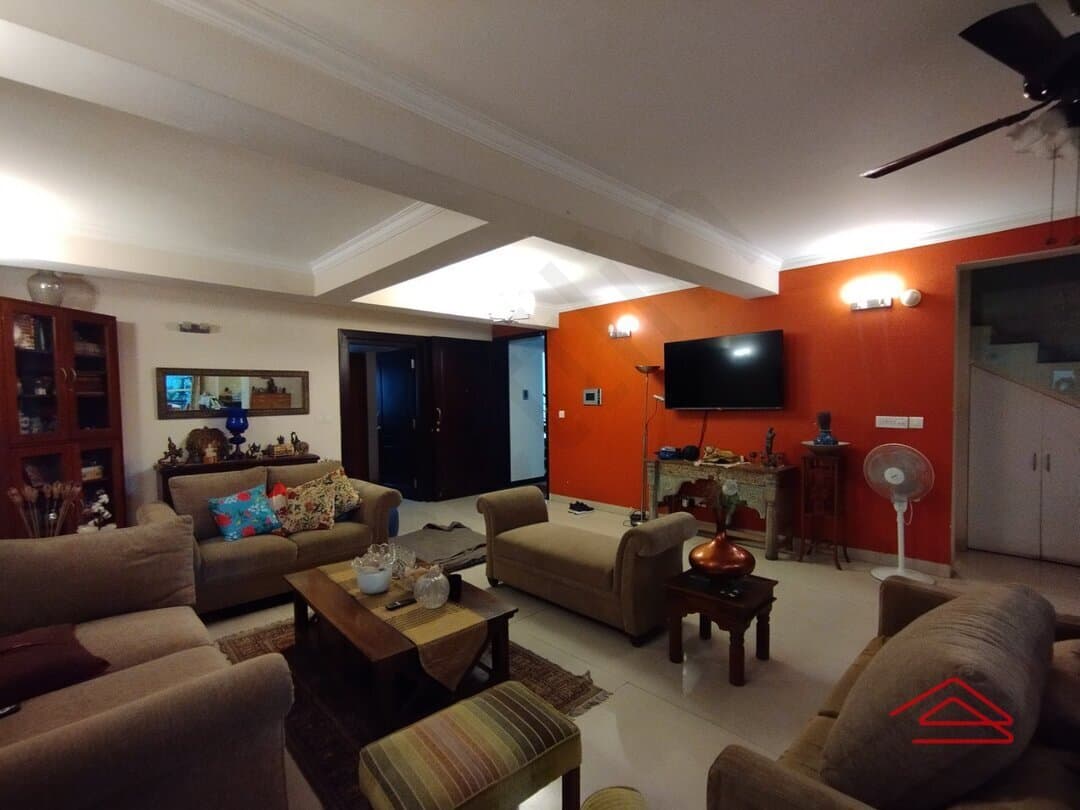 Hall 1