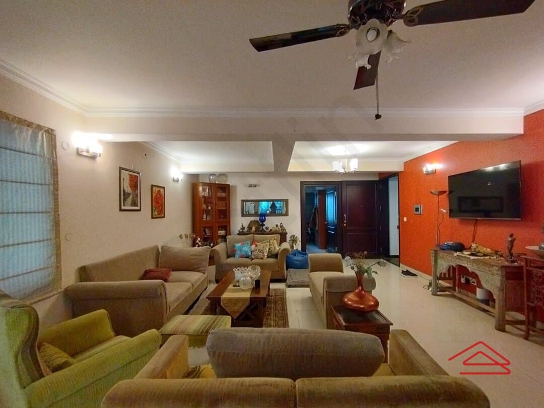 Hall 1