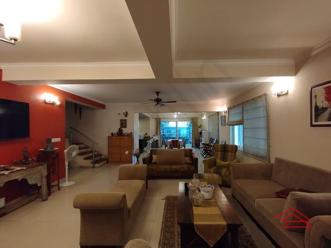 Hall 1