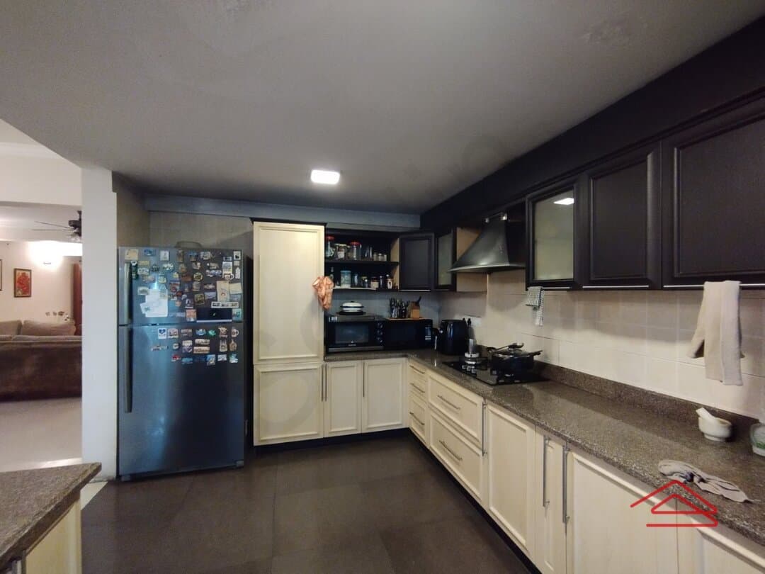 Kitchen 1