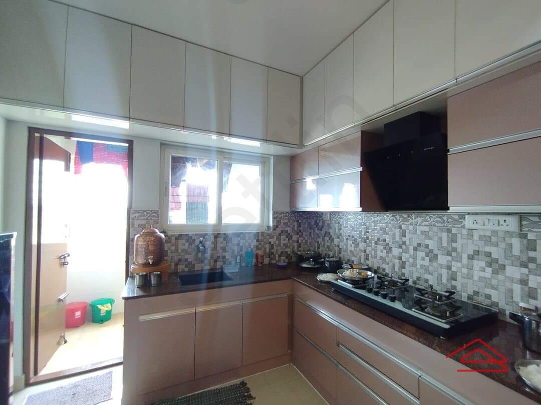 Kitchen 1