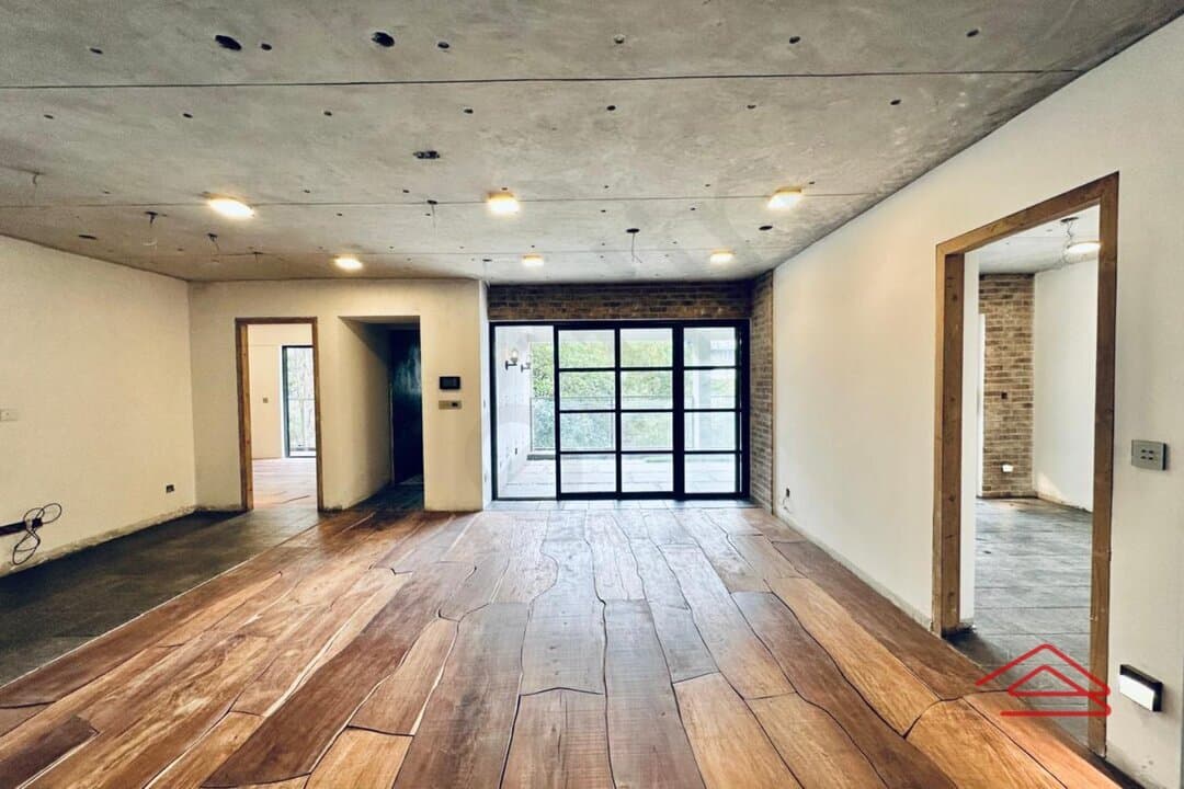 Hall 1