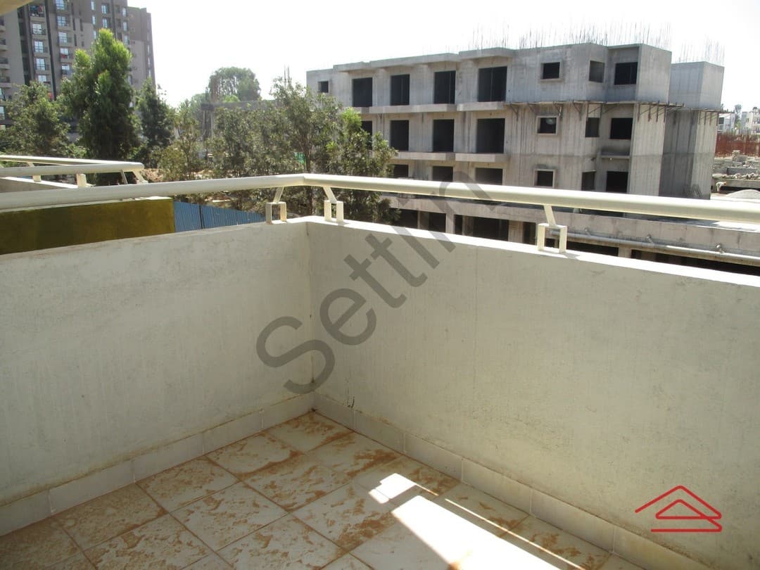 Balcony 2