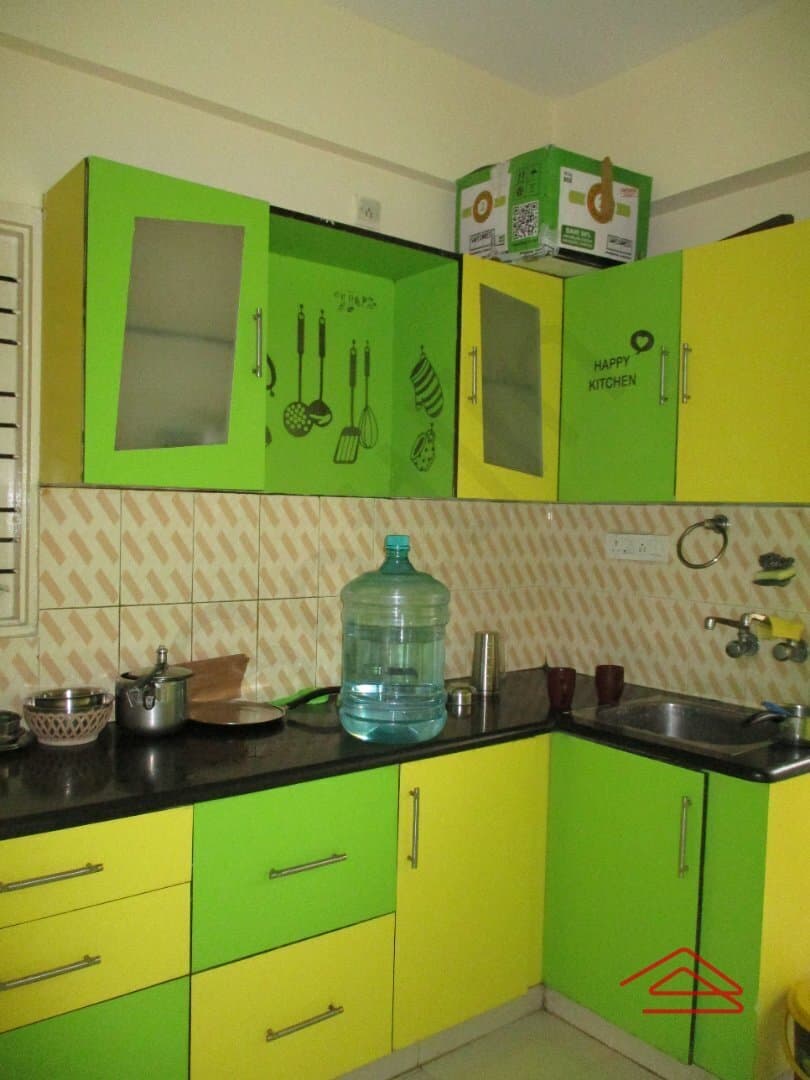 Kitchen 1