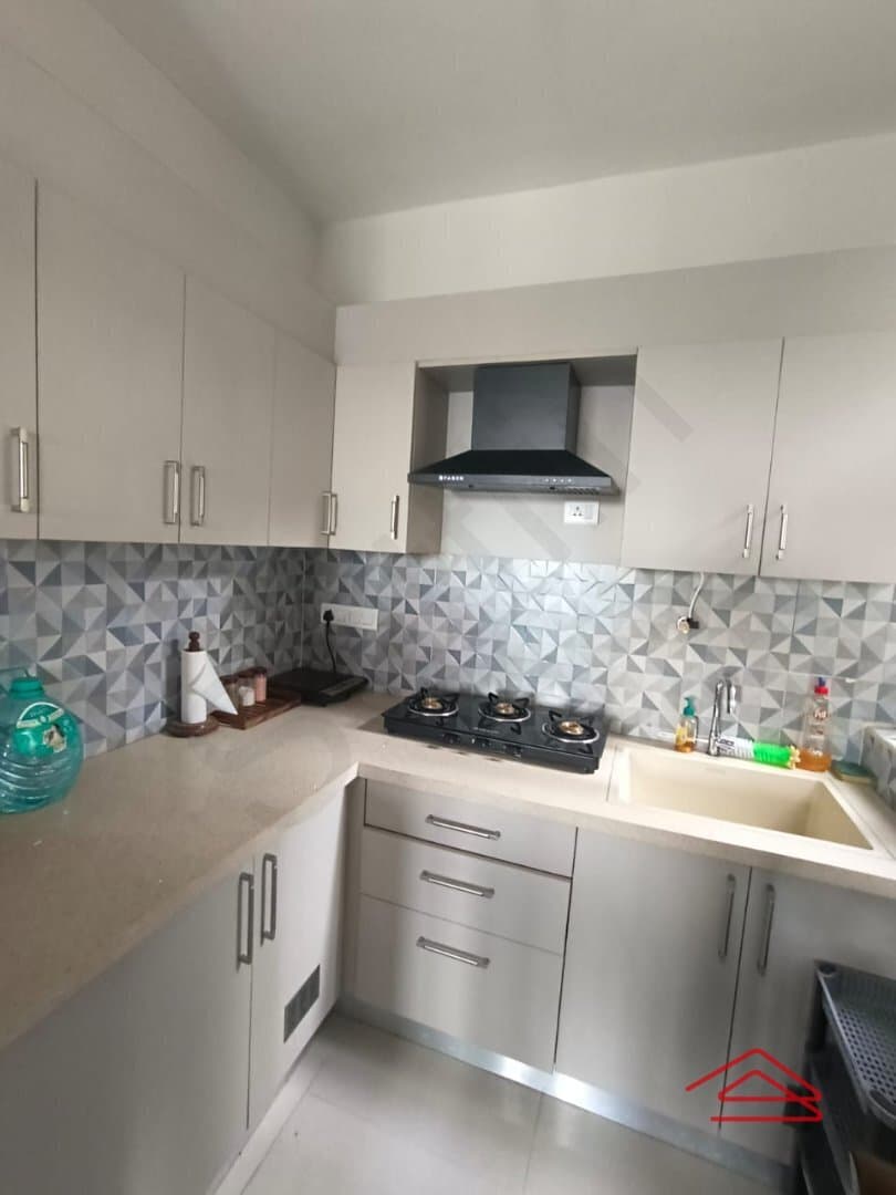 Kitchen 1
