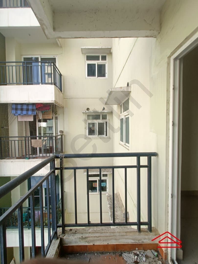 Balcony 1