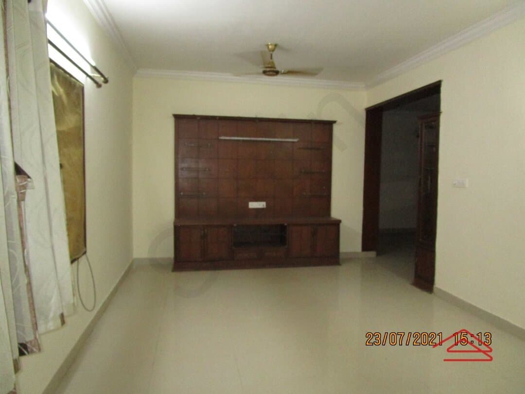 Hall 1