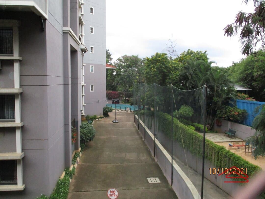 Balcony 2