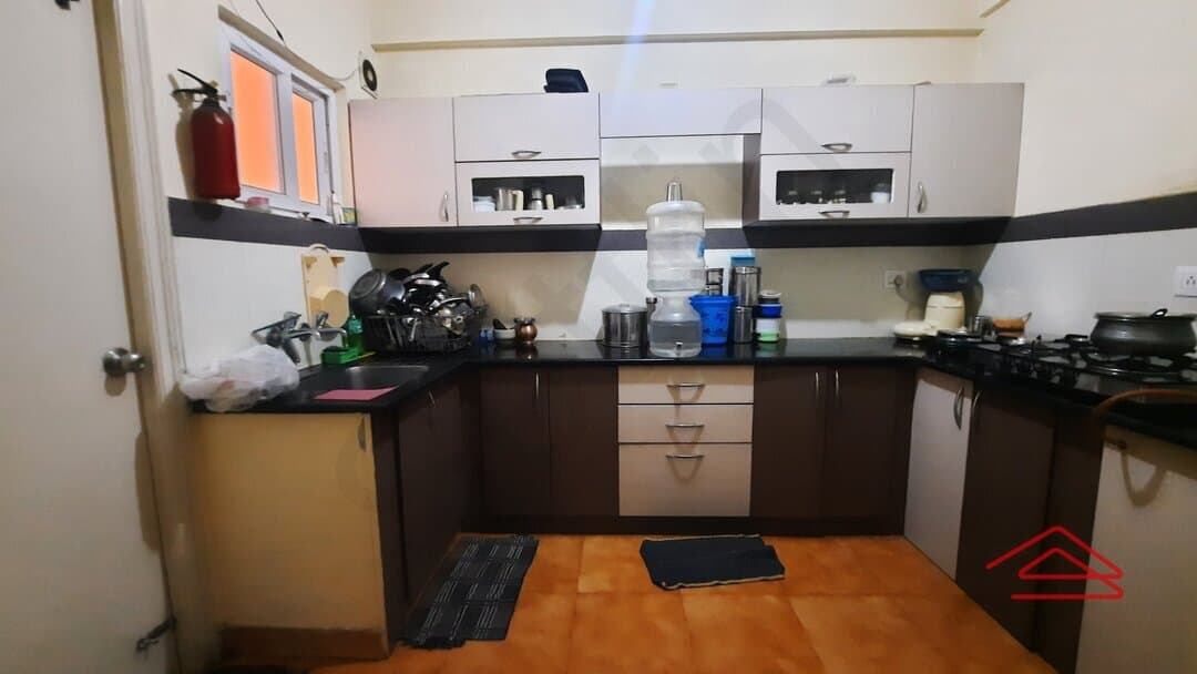 Kitchen 1