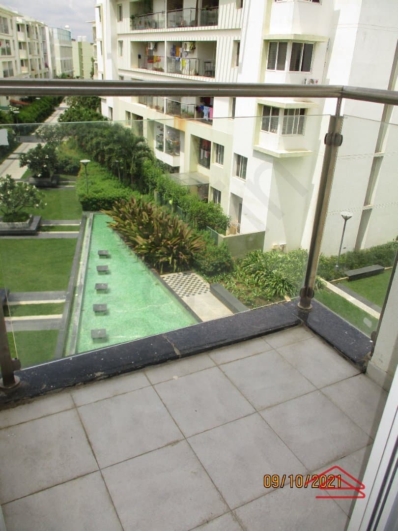 Balcony 2