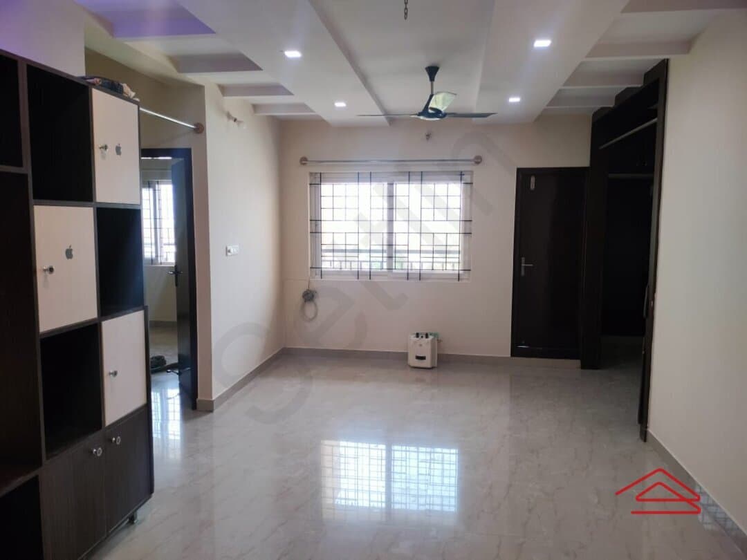 Hall 1