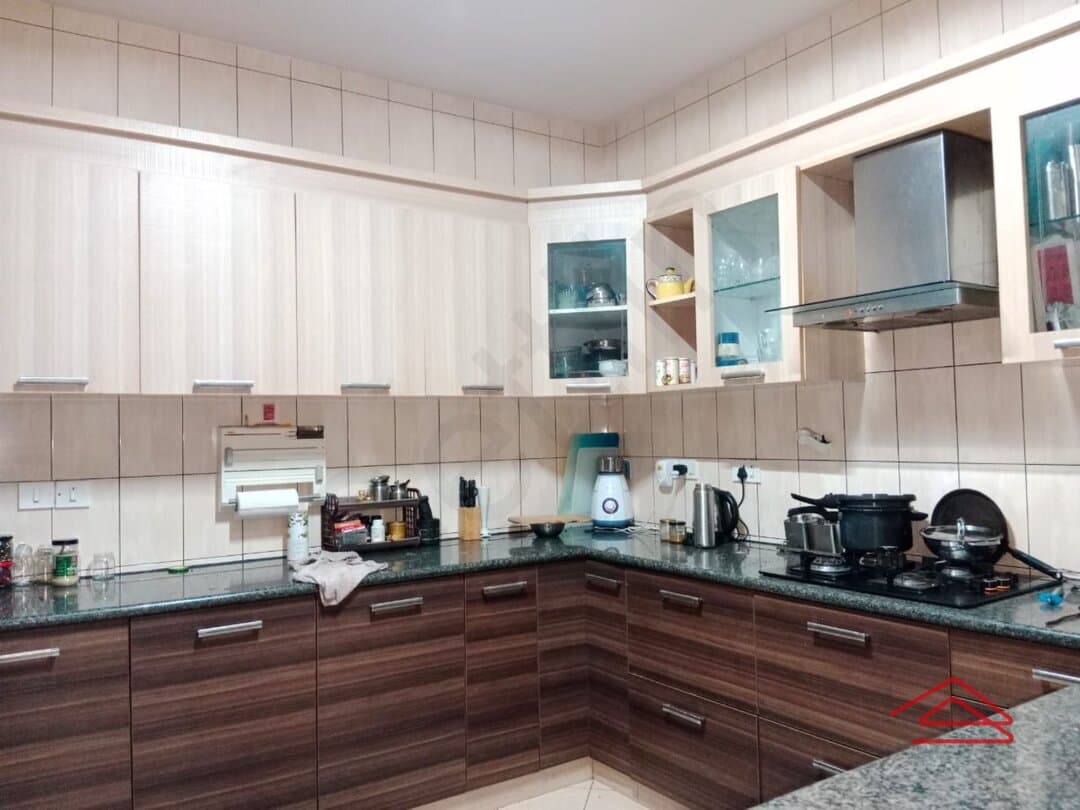 Kitchen 1