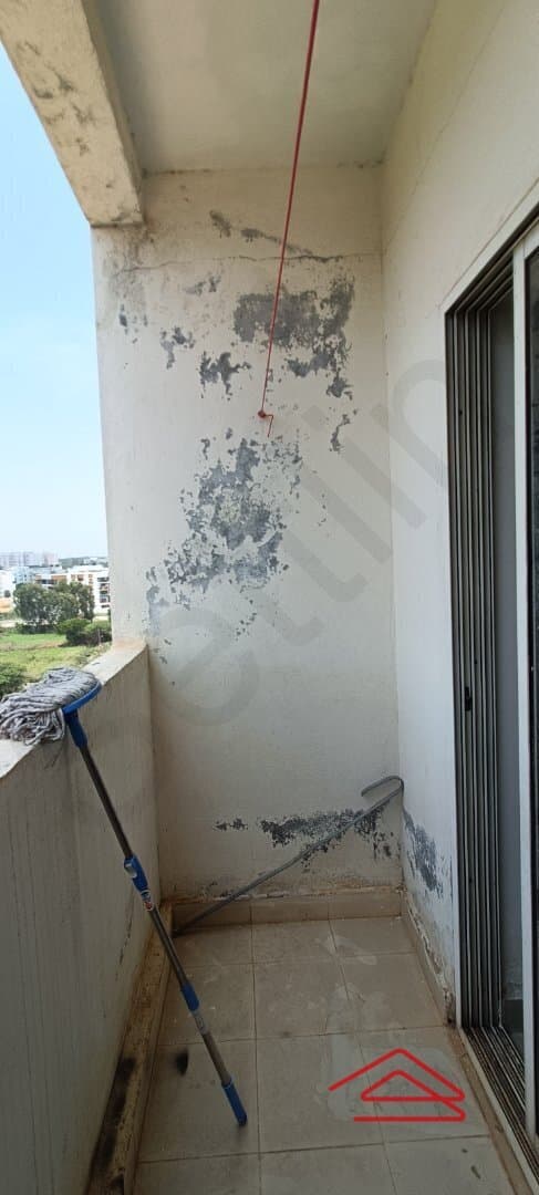 Balcony 2
