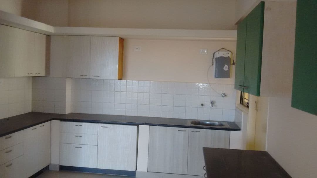 Kitchen 1