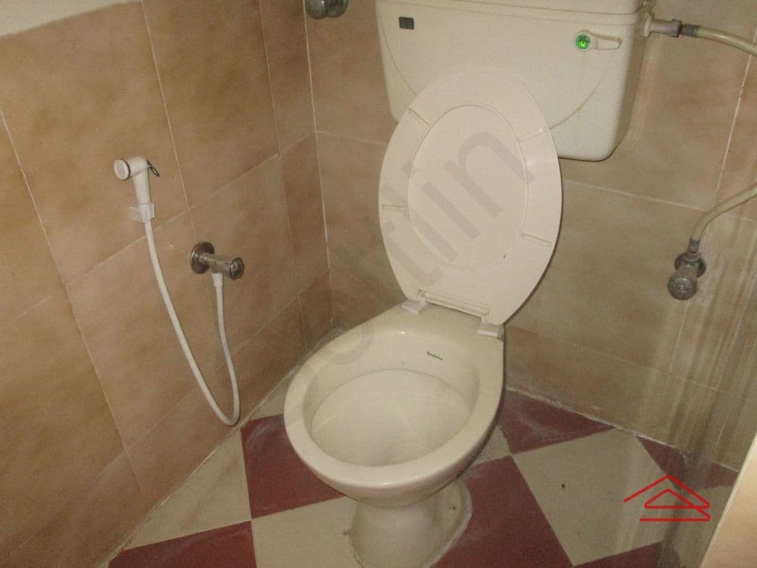 Bathroom 4