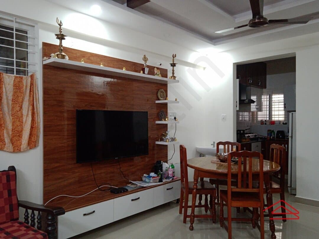 Hall 1