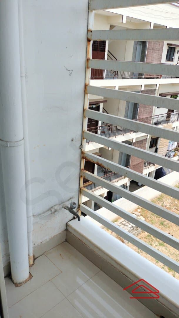 Balcony 3