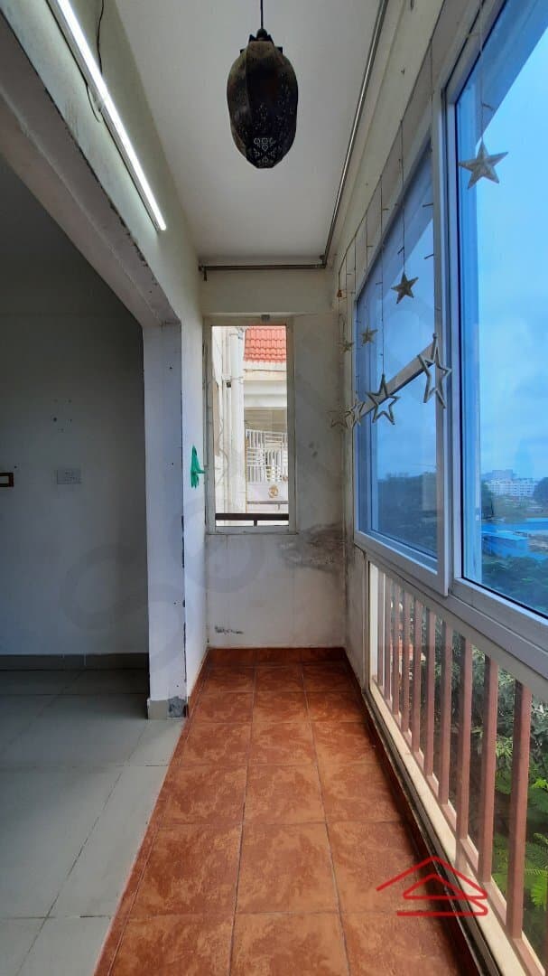 Balcony 2