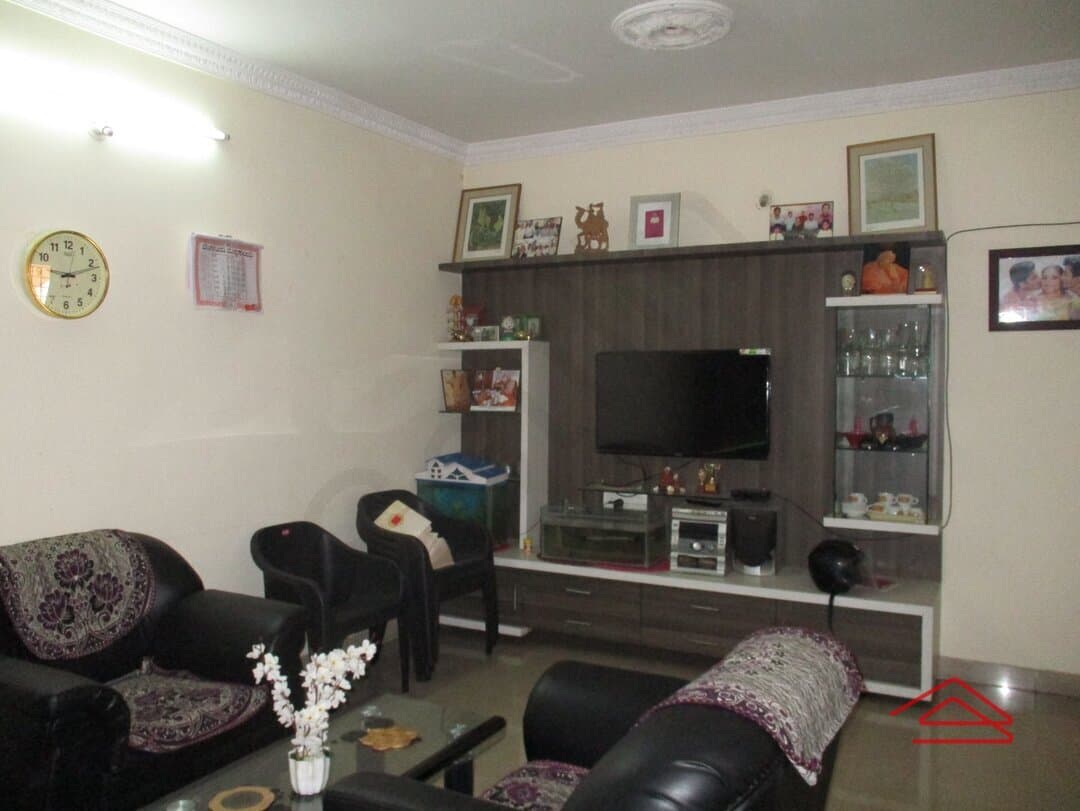 Hall 1