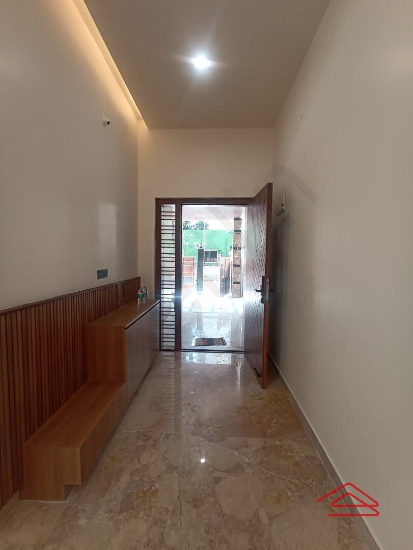 Hall 1