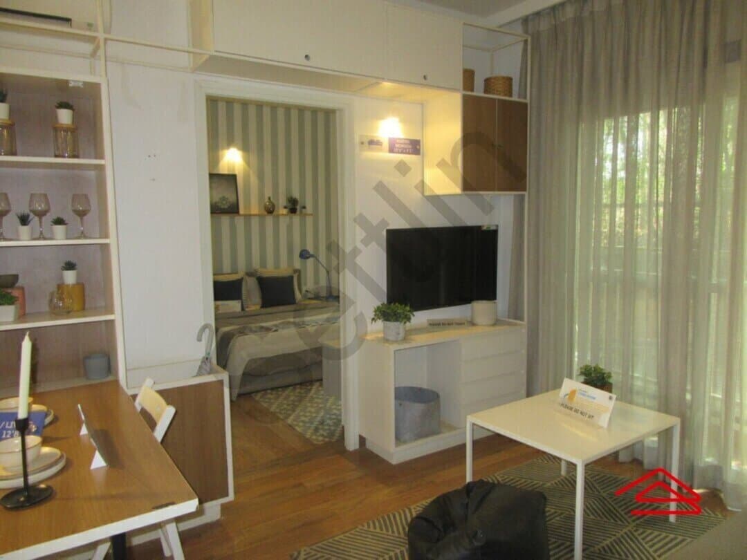 Hall 1