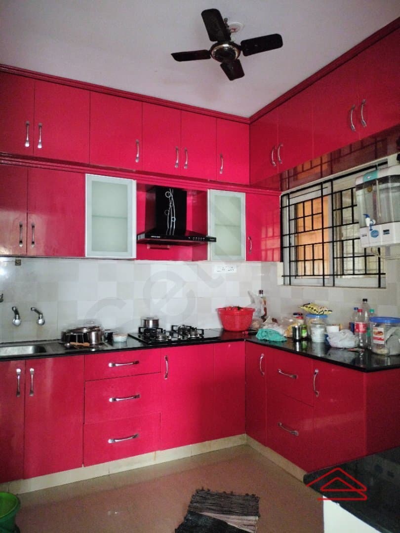 Kitchen 1