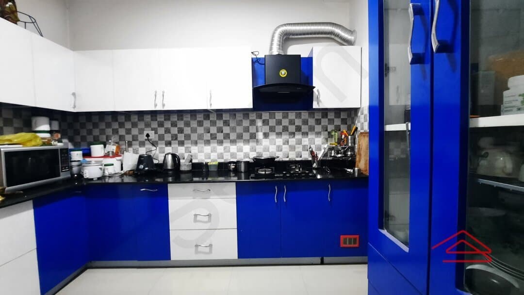 Kitchen 1