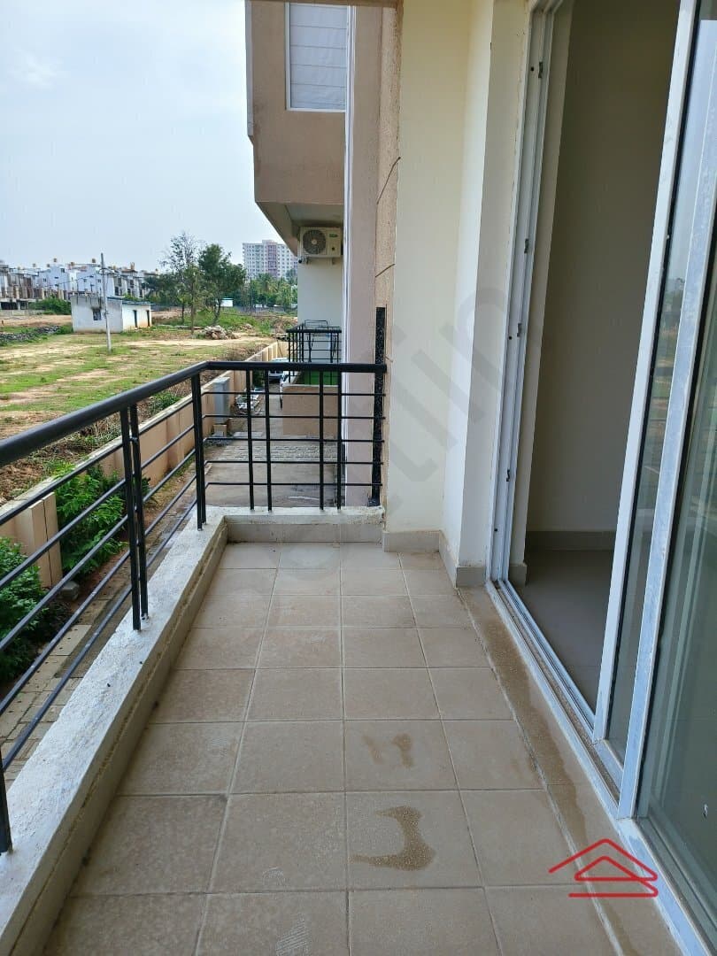 Balcony 2