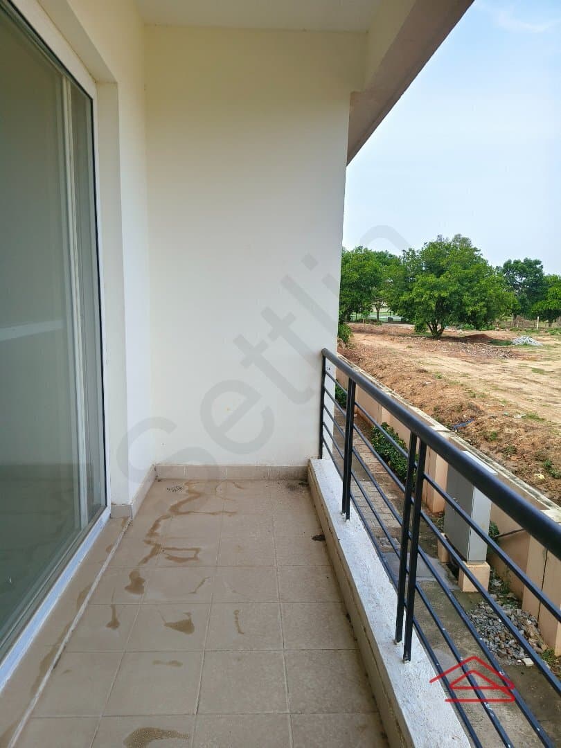 Balcony 2