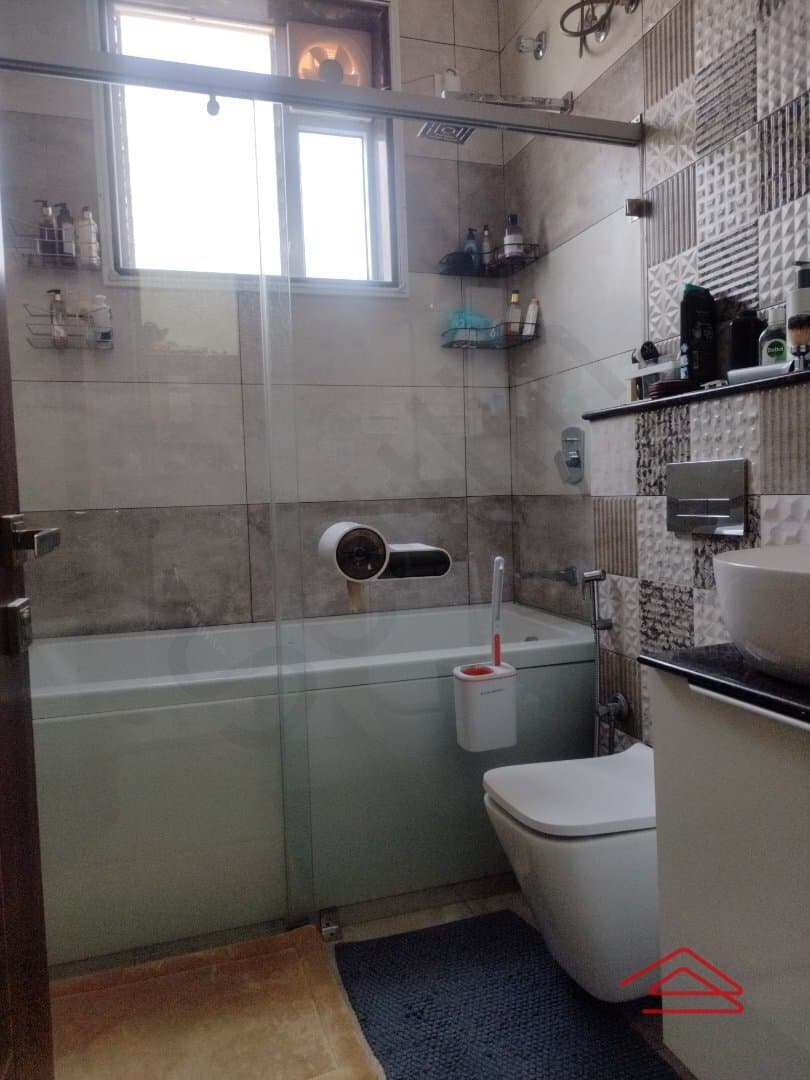 Bathroom 4