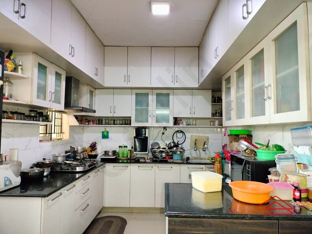 Kitchen 1