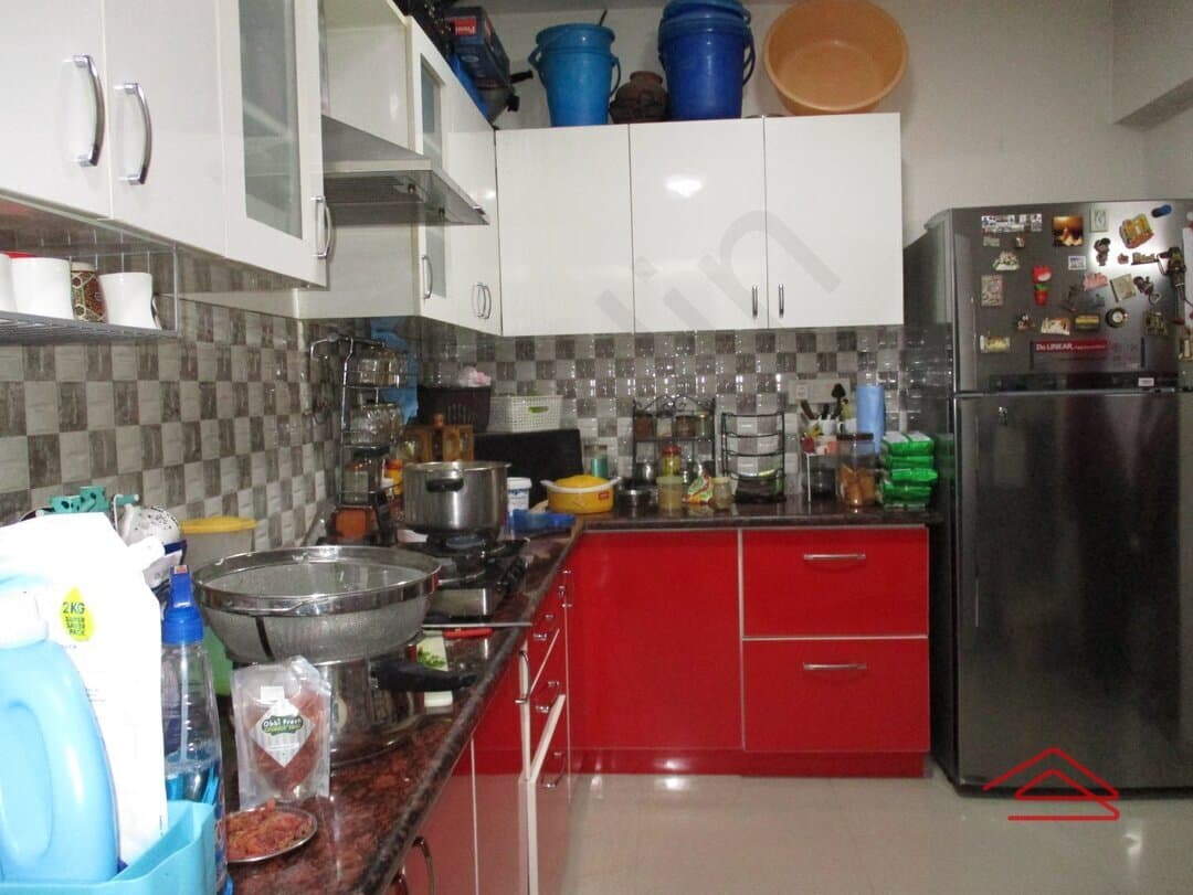 Kitchen 1