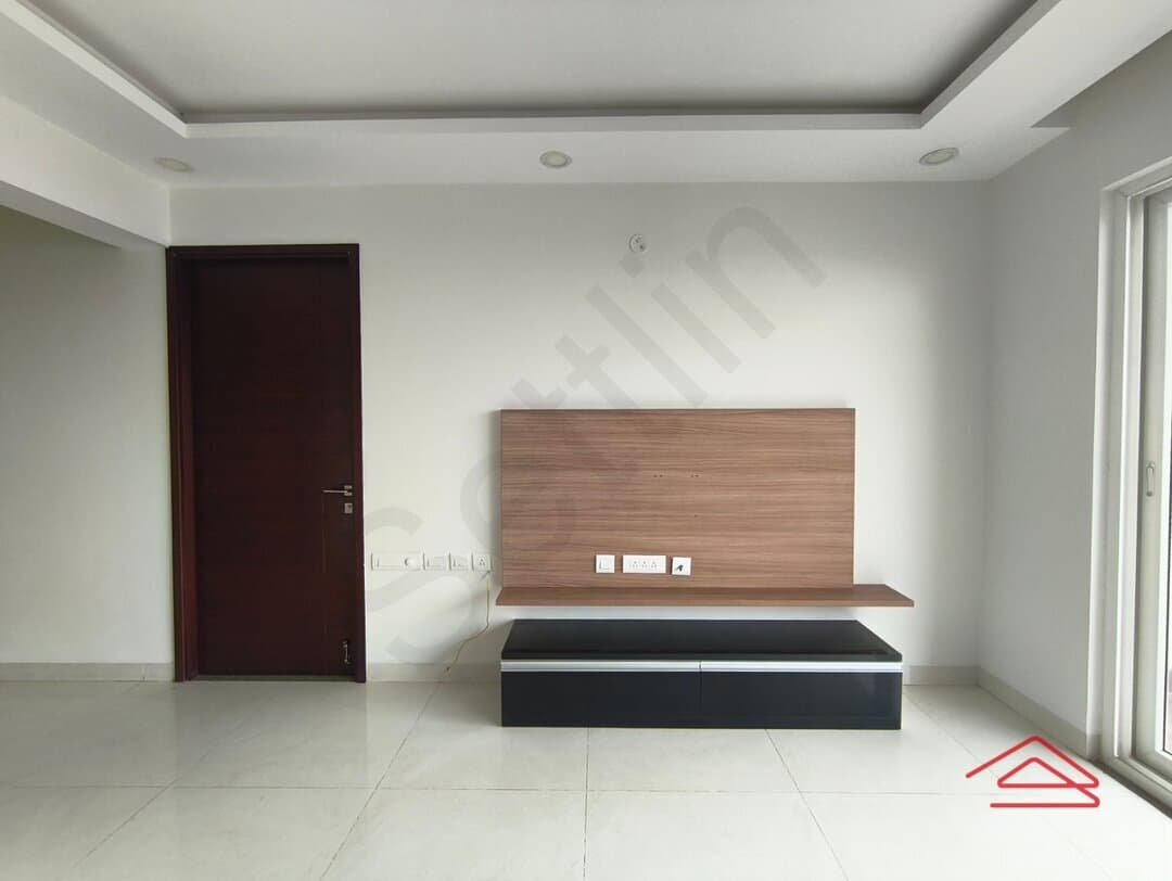 Hall 1