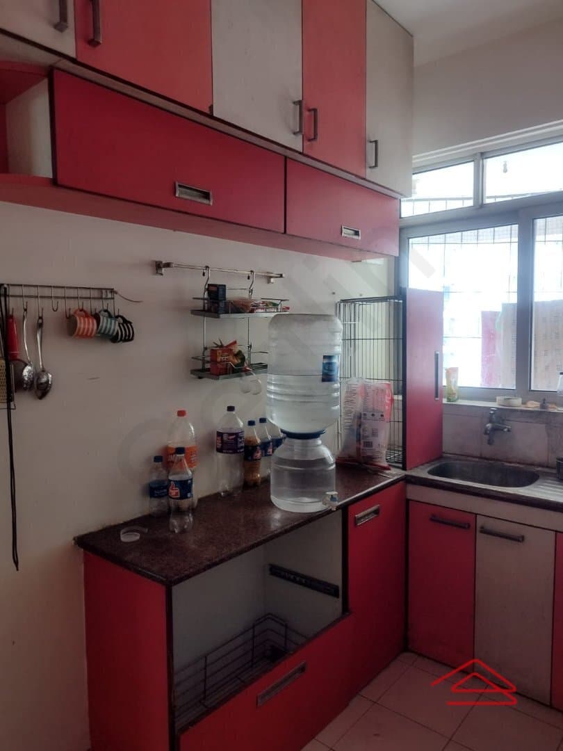 Kitchen 1