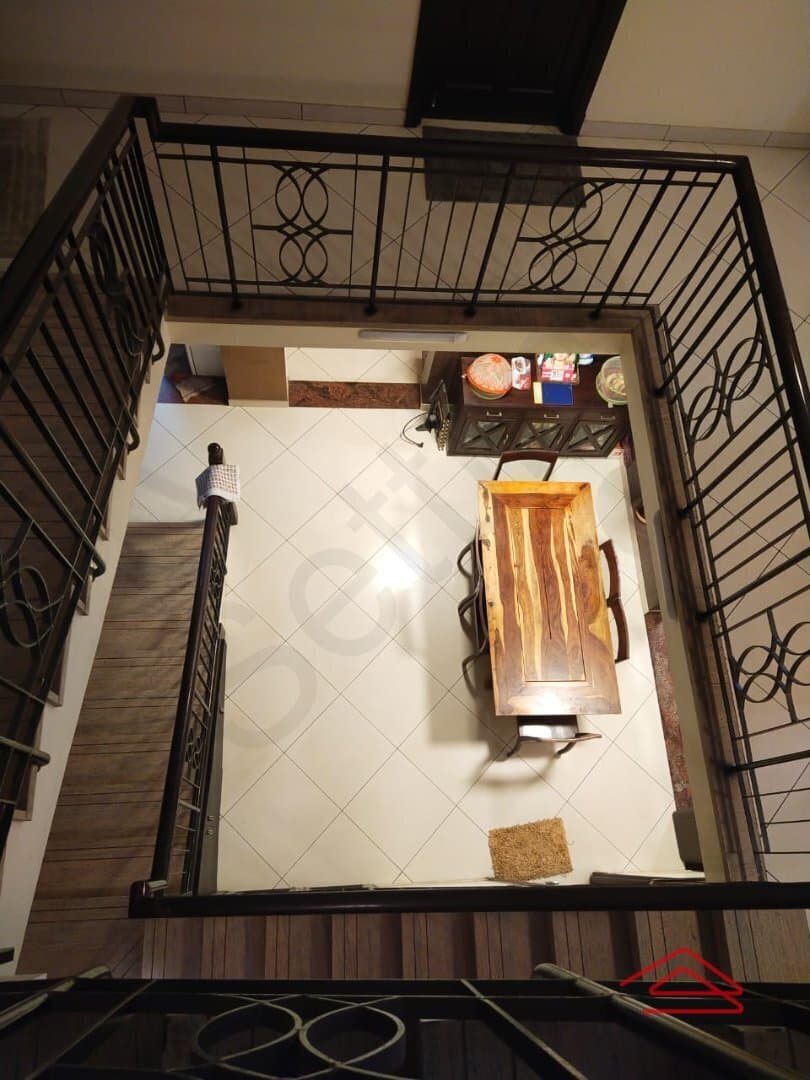 Hall 2
