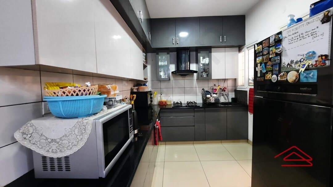 Kitchen 1