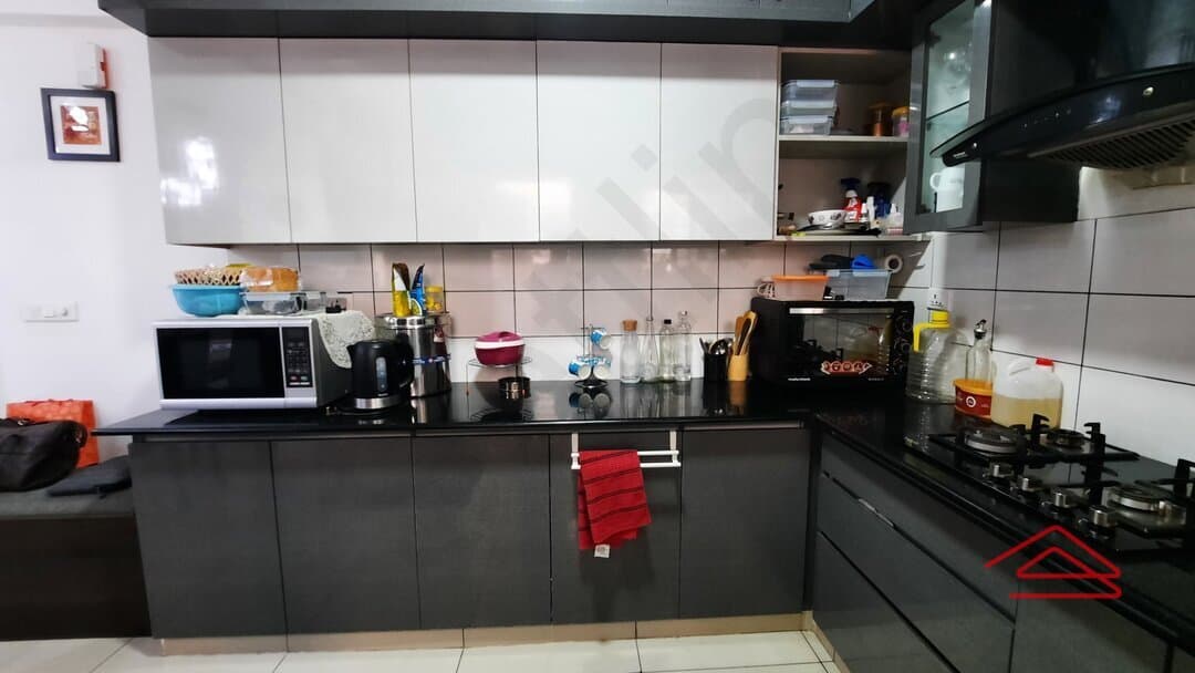 Kitchen 1