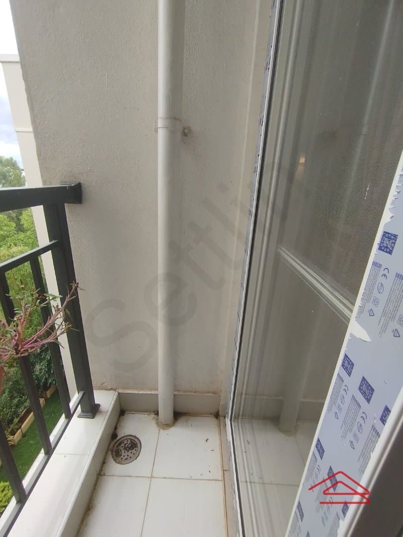 Balcony 2