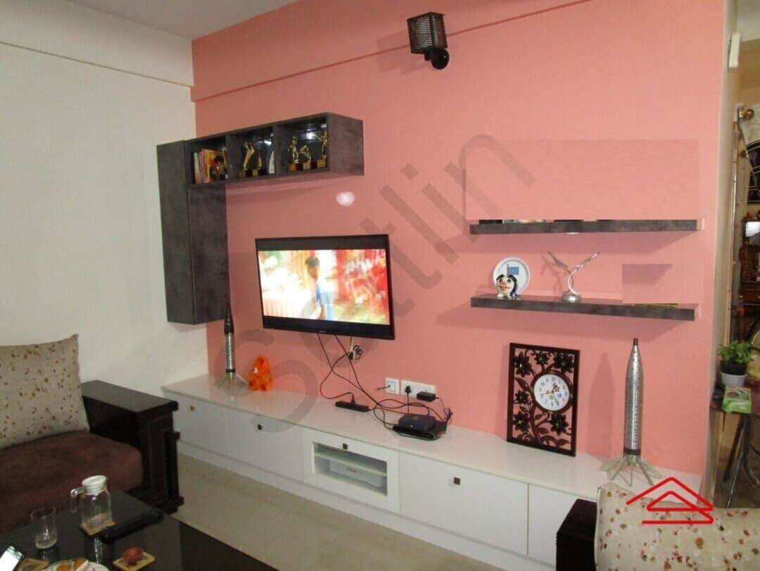 Hall 1