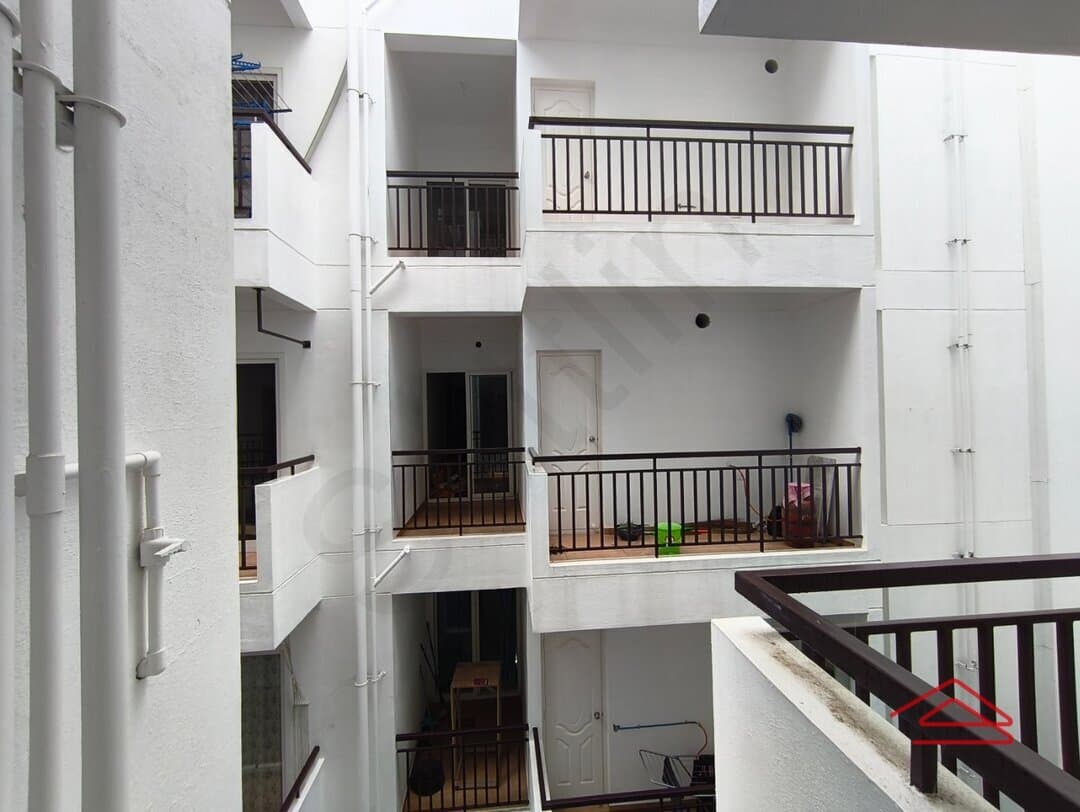 Balcony 1
