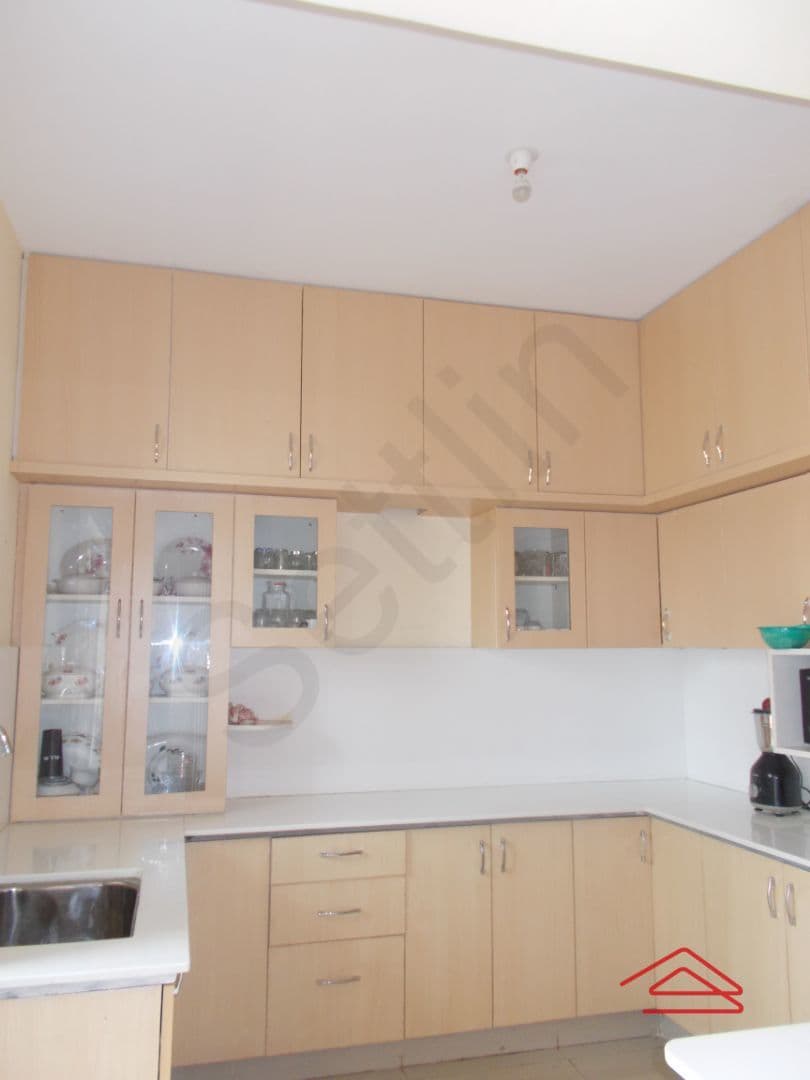 Kitchen 1