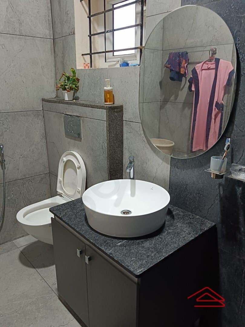 bathrooms 3