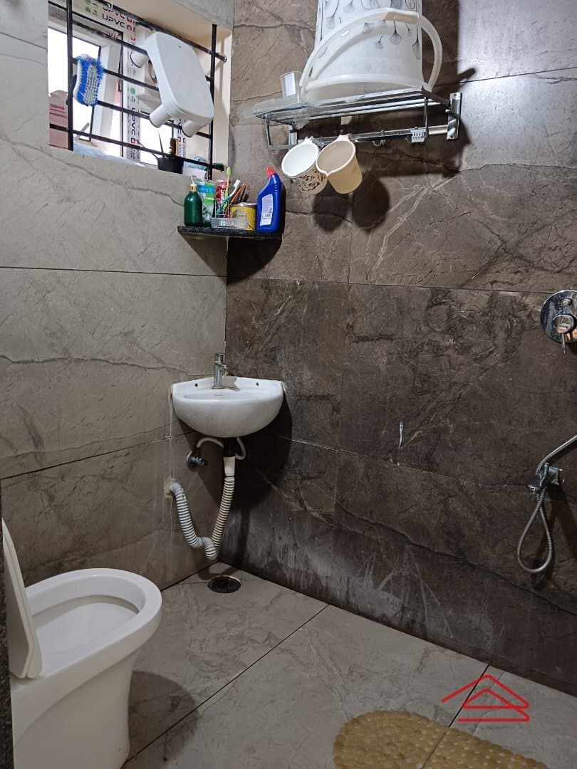 bathrooms 1