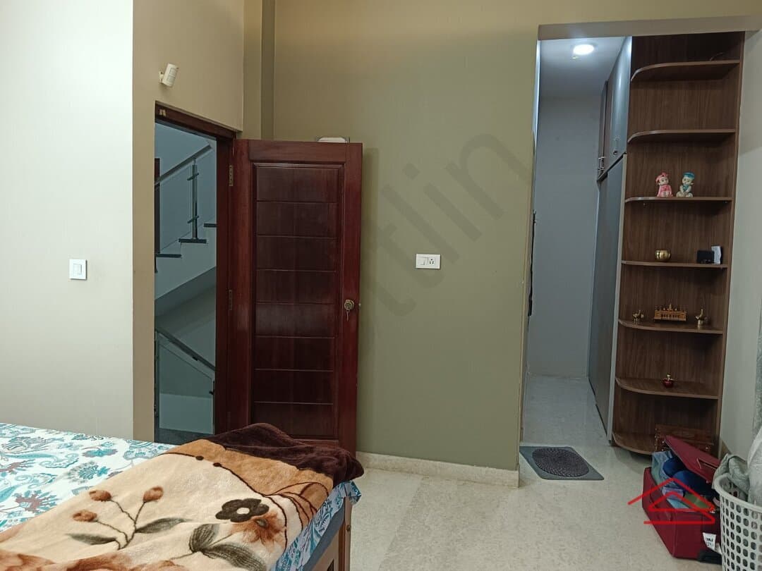 bedrooms 2